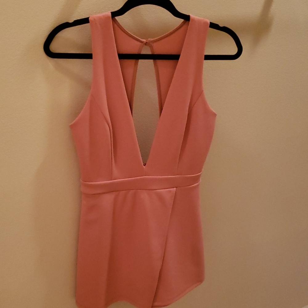 NEW W/OUT TAG!! HOTTIE! Romper